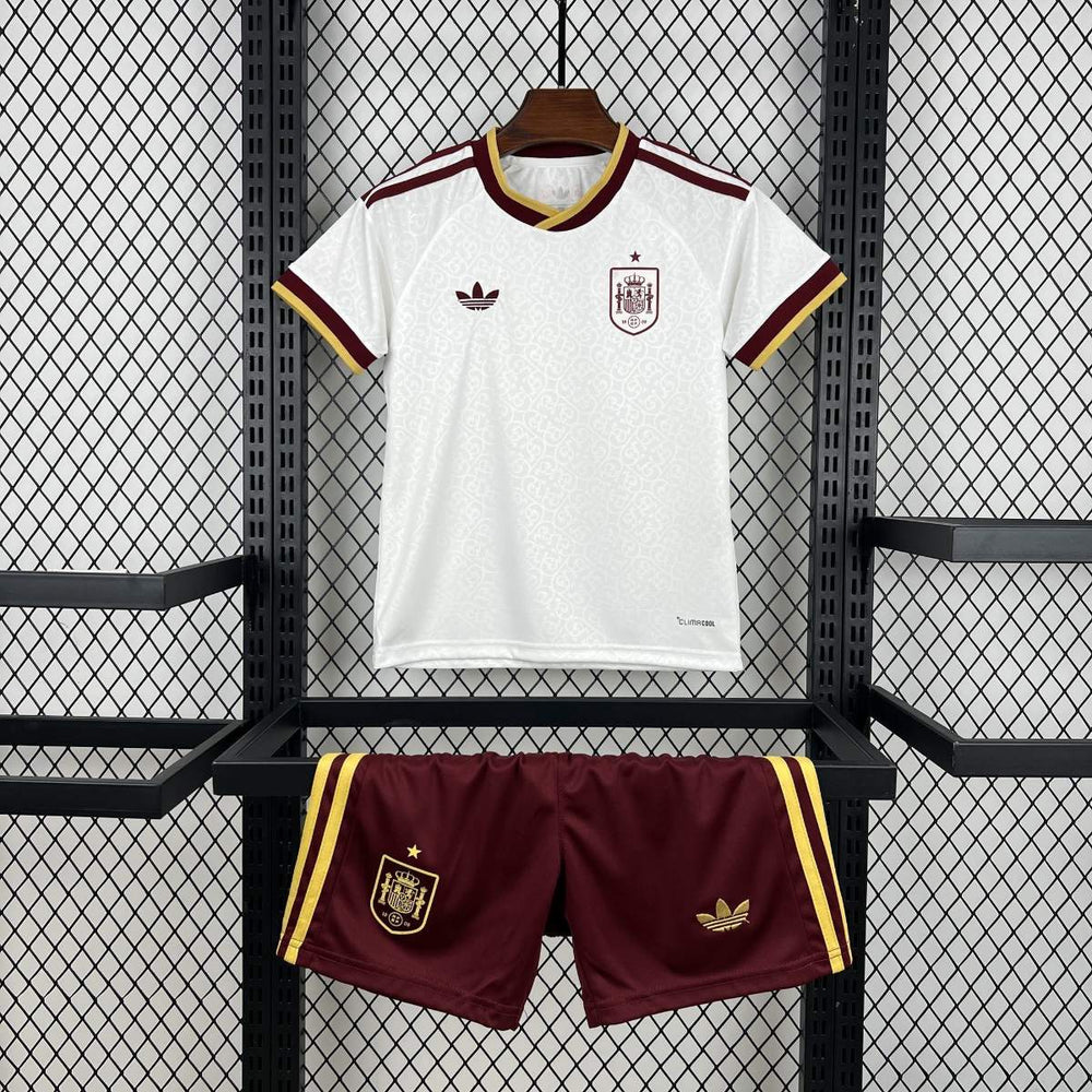 Kit Enfant Espagne Extérieur 2026