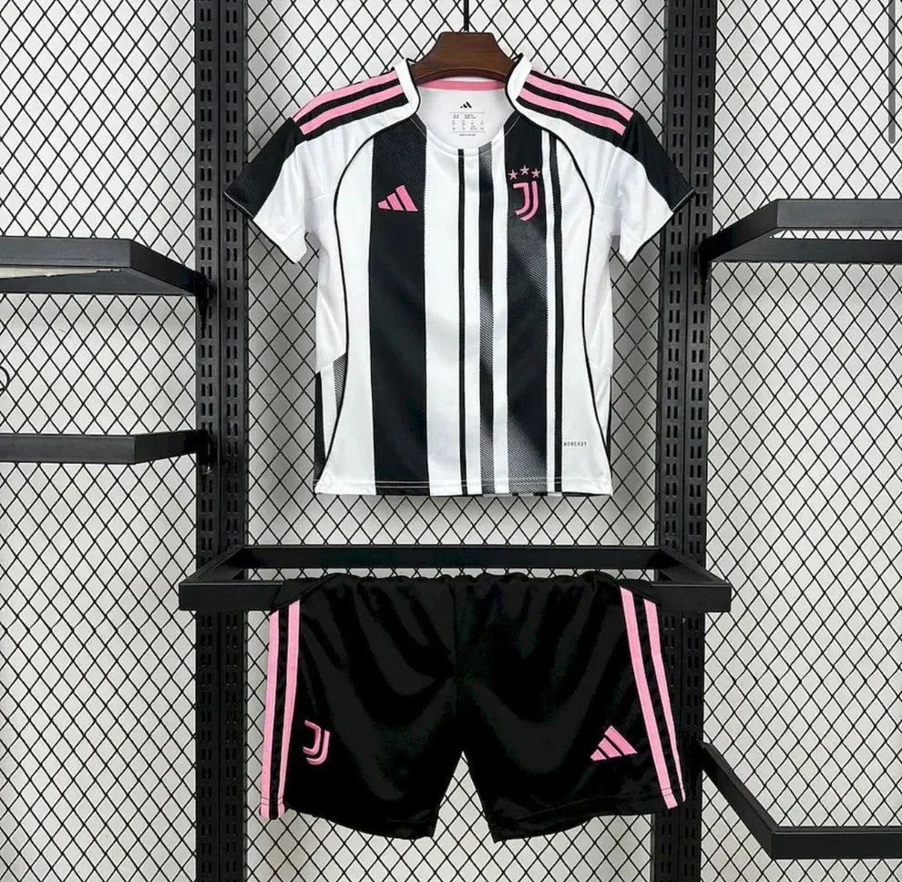 Kit Enfant Juventus Domicile 2025/2026