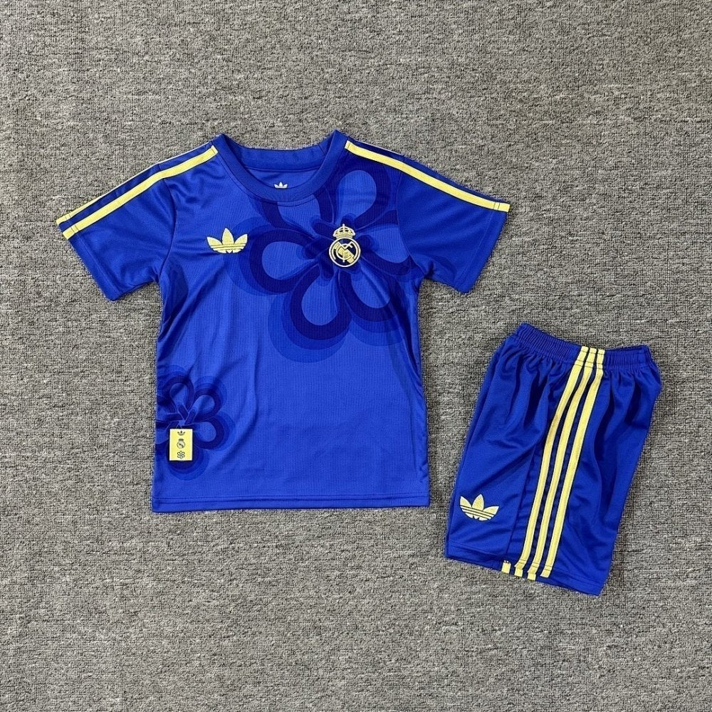 Kit Enfant Real Madrid Cultural Story 2025/2026