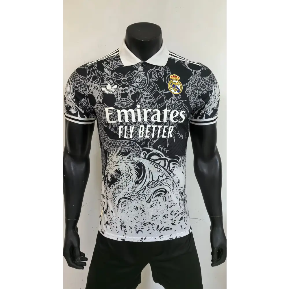 Maillot Real Madrid dragon blanc 2025/2026
